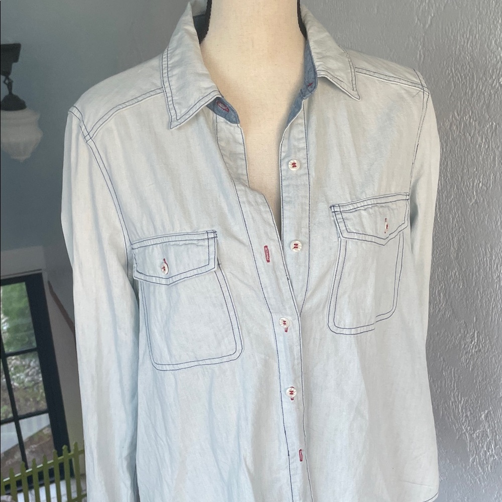 Free People NWOT Womens Paisley Star Embroidered Button Down Denim Shirt Medium - Picture 2 of 8
